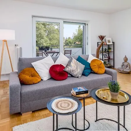 1og Mitte Schoene 2-zimmer City Naehe Salzburg