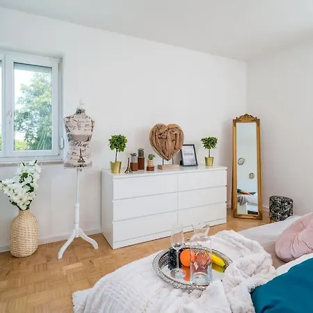 1og Mitte Schoene 2-zimmer City Naehe Salzburg